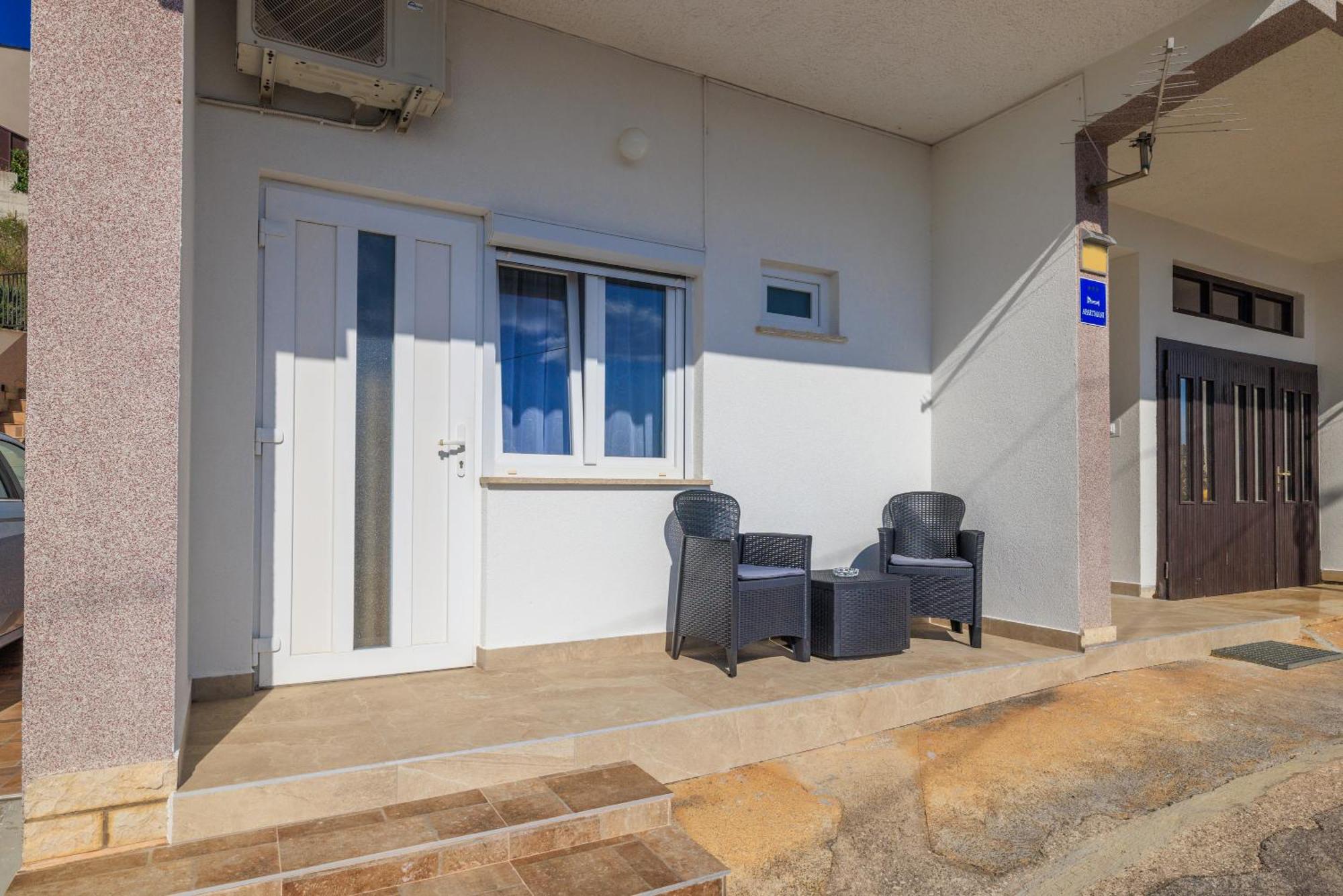 Stupar Apartment Crikvenica Luaran gambar